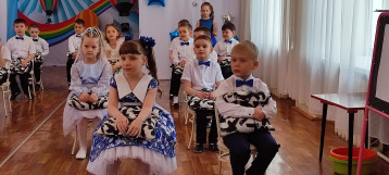 Выпускной бал в группе № 4 Выпускной бал в группе № 4.